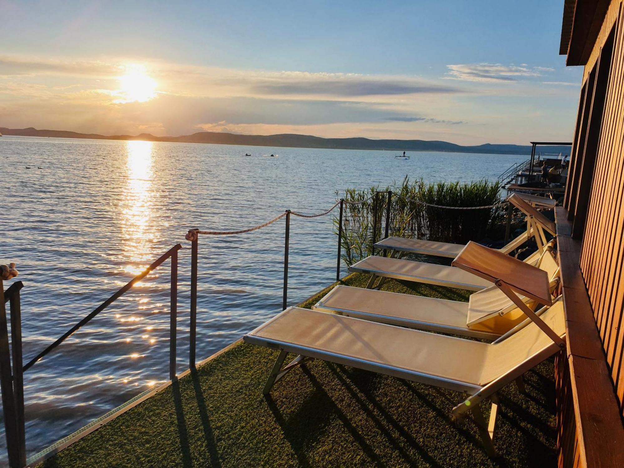 Butique Apartman Grand Balatonlelle Exterior photo