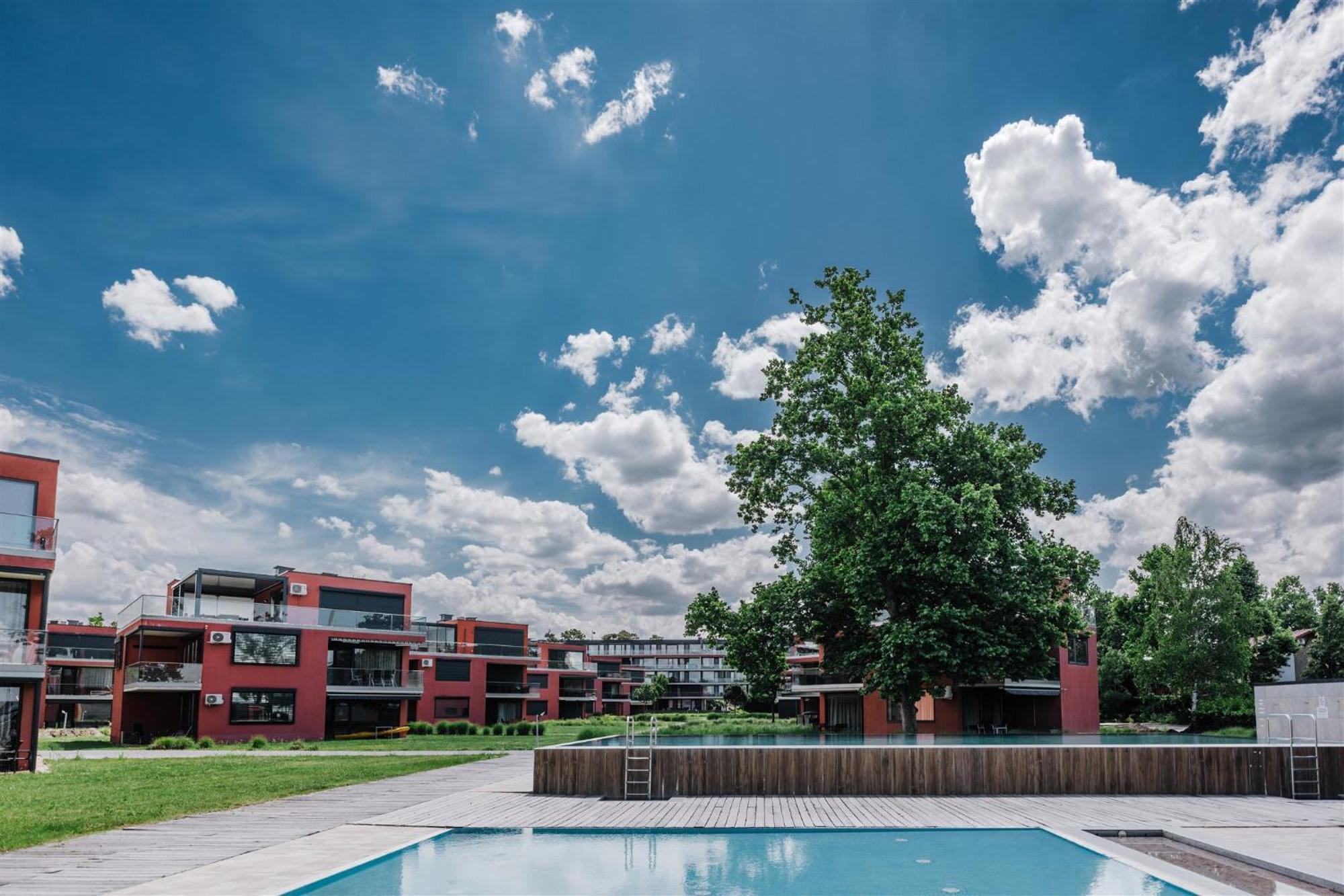 Butique Apartman Grand Balatonlelle Exterior photo